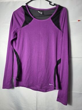 Nike Women’s Purple Long-Sleeve Athletic Top with Black Mesh Panels Medium Y2K